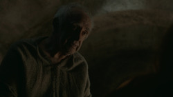 extant_GameOfThrones_6x01-TheRedWoman_2527