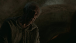 extant_GameOfThrones_6x01-TheRedWoman_2528