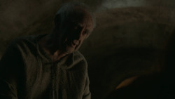 extant_GameOfThrones_6x01-TheRedWoman_2552