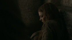 extant_GameOfThrones_6x01-TheRedWoman_2563