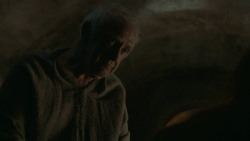 extant_GameOfThrones_6x01-TheRedWoman_2564