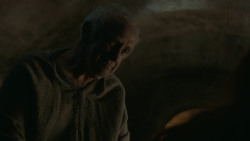 extant_GameOfThrones_6x01-TheRedWoman_2566