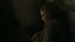 extant_GameOfThrones_6x01-TheRedWoman_2571