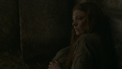 extant_GameOfThrones_6x01-TheRedWoman_2588