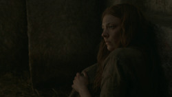 extant_GameOfThrones_6x01-TheRedWoman_2589