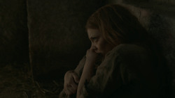extant_GameOfThrones_6x01-TheRedWoman_2597