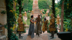 extant_GameOfThrones_6x01-TheRedWoman_2623