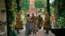 extant_GameOfThrones_6x01-TheRedWoman_2625