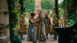 extant_GameOfThrones_6x01-TheRedWoman_2634