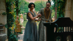 extant_GameOfThrones_6x01-TheRedWoman_2649