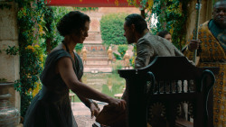 extant_GameOfThrones_6x01-TheRedWoman_2659