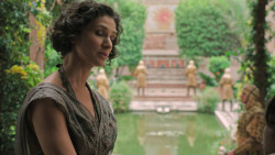 extant_GameOfThrones_6x01-TheRedWoman_2686