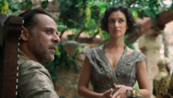 extant_GameOfThrones_6x01-TheRedWoman_2698
