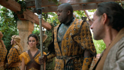 extant_GameOfThrones_6x01-TheRedWoman_2699