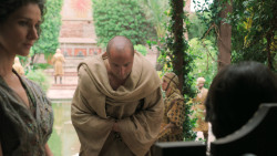 extant_GameOfThrones_6x01-TheRedWoman_2704