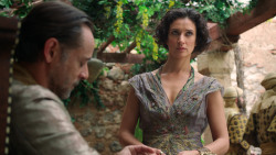 extant_GameOfThrones_6x01-TheRedWoman_2711