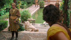 extant_GameOfThrones_6x01-TheRedWoman_2747