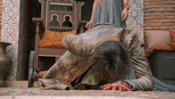 extant_GameOfThrones_6x01-TheRedWoman_2768