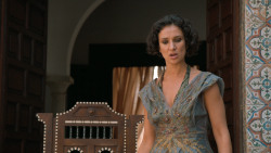 extant_GameOfThrones_6x01-TheRedWoman_2779