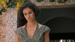 extant_GameOfThrones_6x01-TheRedWoman_2805