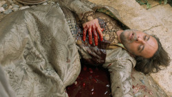 extant_GameOfThrones_6x01-TheRedWoman_2810