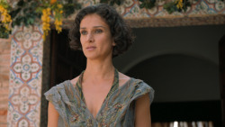 extant_GameOfThrones_6x01-TheRedWoman_2814