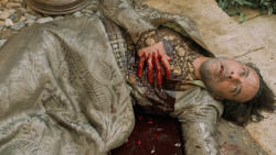 extant_GameOfThrones_6x01-TheRedWoman_2822