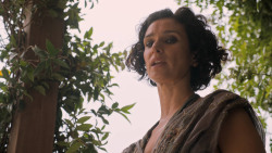 extant_GameOfThrones_6x01-TheRedWoman_2828