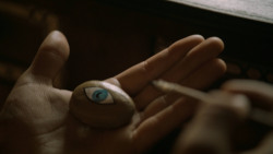 extant_GameOfThrones_6x01-TheRedWoman_2856
