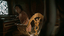 extant_GameOfThrones_6x01-TheRedWoman_2883