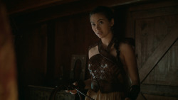 extant_GameOfThrones_6x01-TheRedWoman_2894