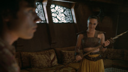 extant_GameOfThrones_6x01-TheRedWoman_2899