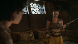 extant_GameOfThrones_6x01-TheRedWoman_2900