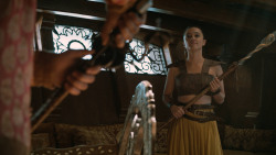 extant_GameOfThrones_6x01-TheRedWoman_2909