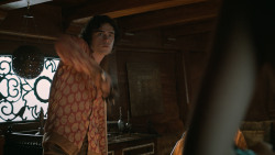 extant_GameOfThrones_6x01-TheRedWoman_2912