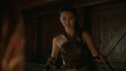 extant_GameOfThrones_6x01-TheRedWoman_2918