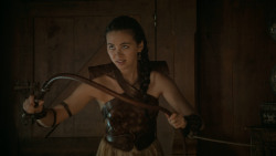extant_GameOfThrones_6x01-TheRedWoman_2936