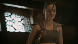 extant_GameOfThrones_6x01-TheRedWoman_2962