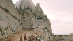 extant_GameOfThrones_6x01-TheRedWoman_2980