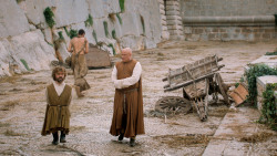 extant_GameOfThrones_6x01-TheRedWoman_2987