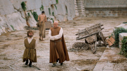 extant_GameOfThrones_6x01-TheRedWoman_2988