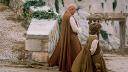 extant_GameOfThrones_6x01-TheRedWoman_3009