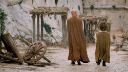 extant_GameOfThrones_6x01-TheRedWoman_3017