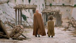 extant_GameOfThrones_6x01-TheRedWoman_3022