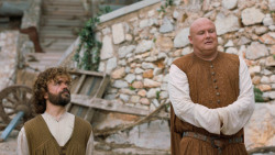 extant_GameOfThrones_6x01-TheRedWoman_3030