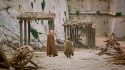 extant_GameOfThrones_6x01-TheRedWoman_3034