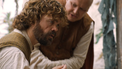 extant_GameOfThrones_6x01-TheRedWoman_3065
