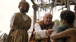 extant_GameOfThrones_6x01-TheRedWoman_3083