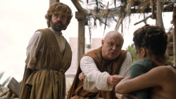 extant_GameOfThrones_6x01-TheRedWoman_3085