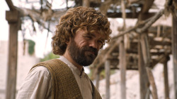 extant_GameOfThrones_6x01-TheRedWoman_3093